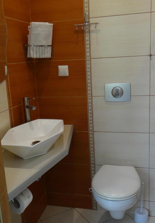 Dom Na Wzgorzu Apartment กอร์ลิเซอ ภายนอก รูปภาพ